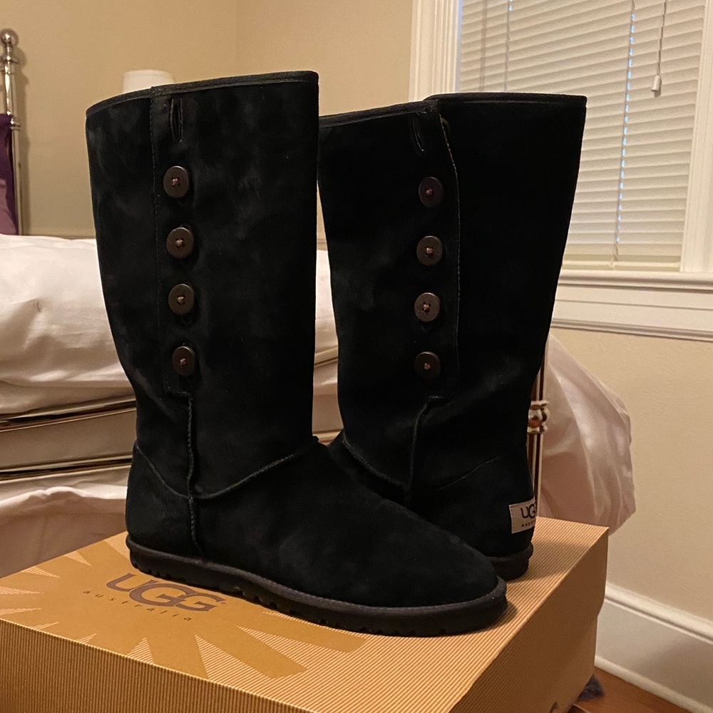 Ugg Lo Pro Suede Boot with Buttons